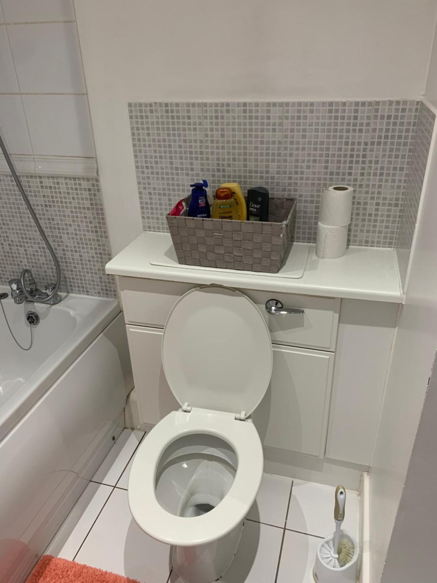 Room In Stratford With Private Bathroom And Parking London Exteriör bild