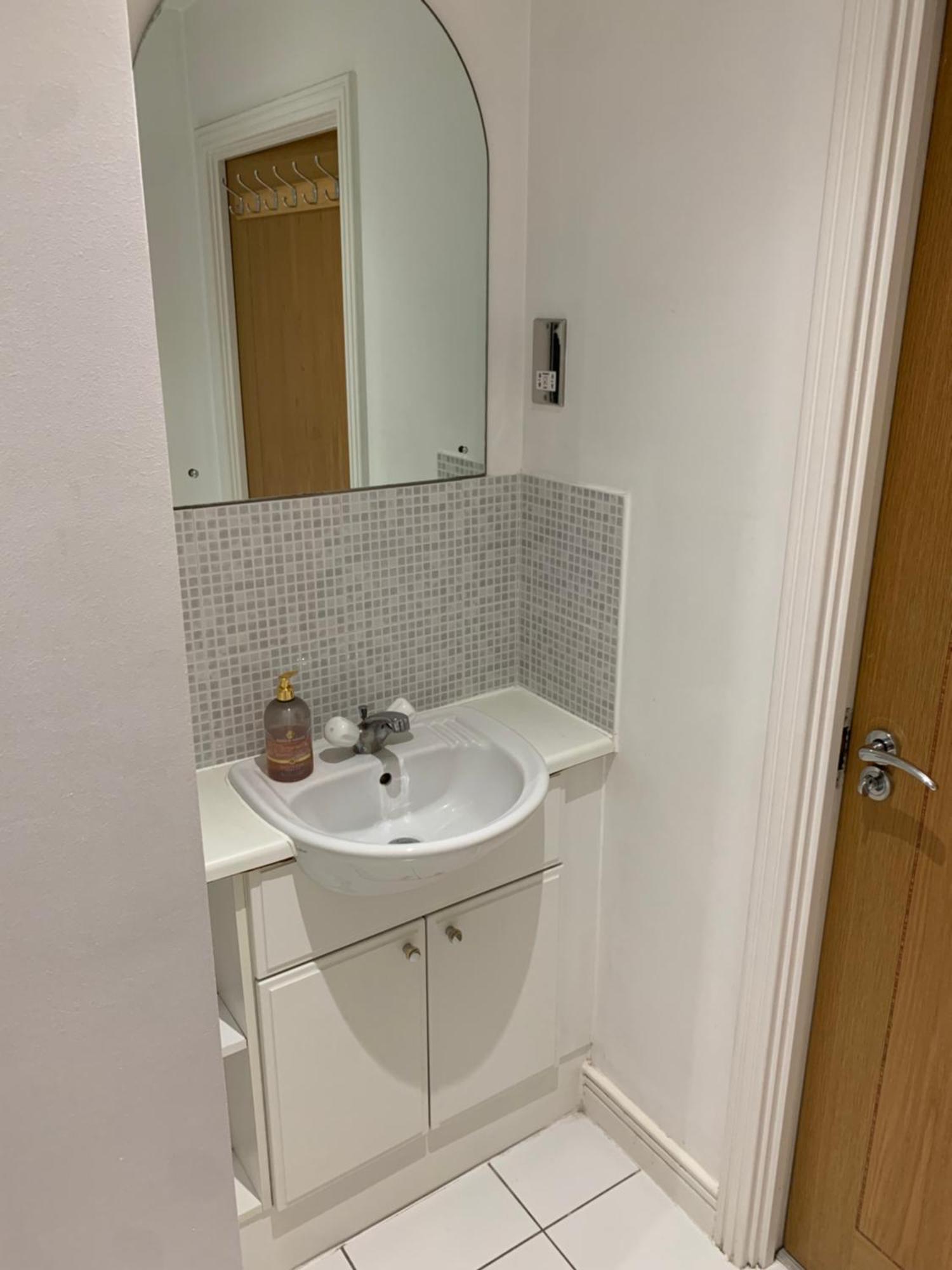 Room In Stratford With Private Bathroom And Parking London Exteriör bild